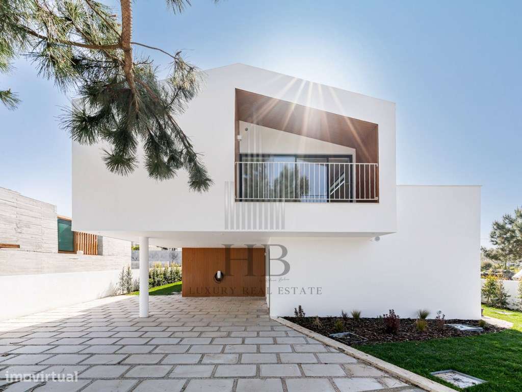 Moradia Luxo Com Piscina e Jardim | Colares |Sintra-11