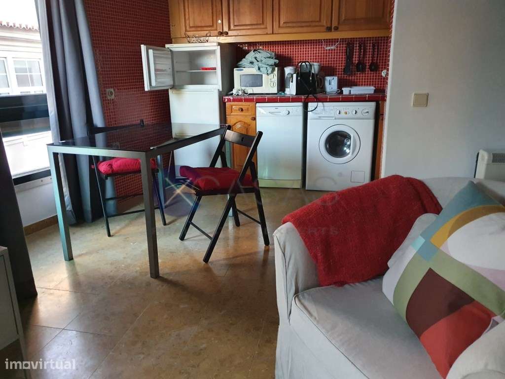 Apaixonante estúdio localizado no Coração de Cascais.-3