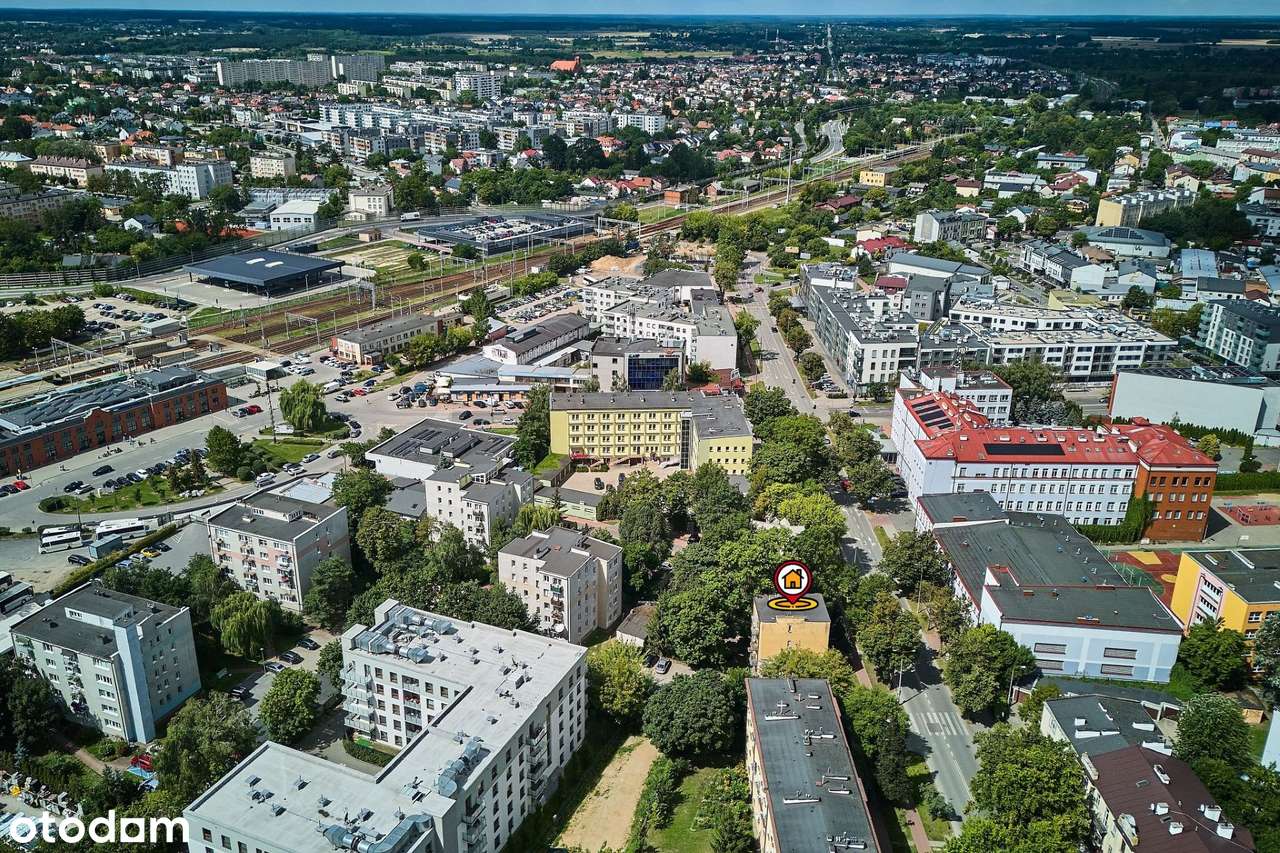 Przestronne 3-pokojowe z garażem w kameralnym budynku w centrum miasta-3