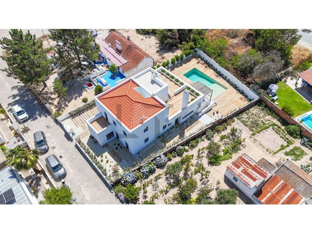 Moradia de Luxo com Piscina para Venda na Comporta-5