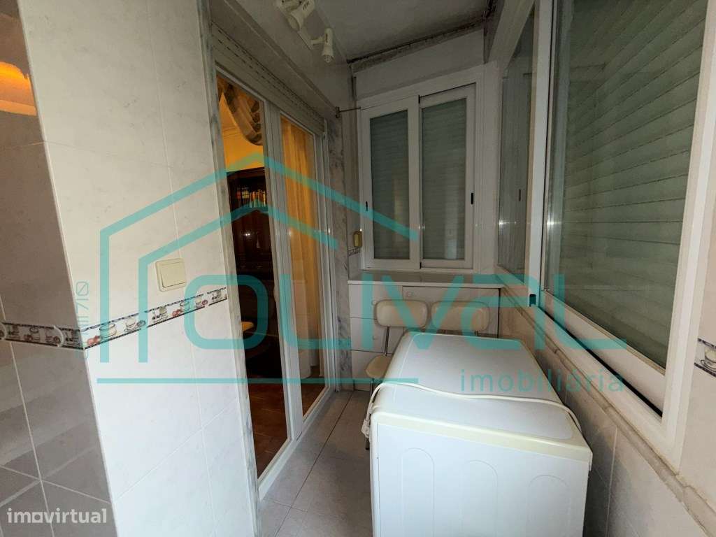 Vende-se Apartamento T2 Centro de Alverca ***MOBILIDADO****** - Grande imagem: 5/19
