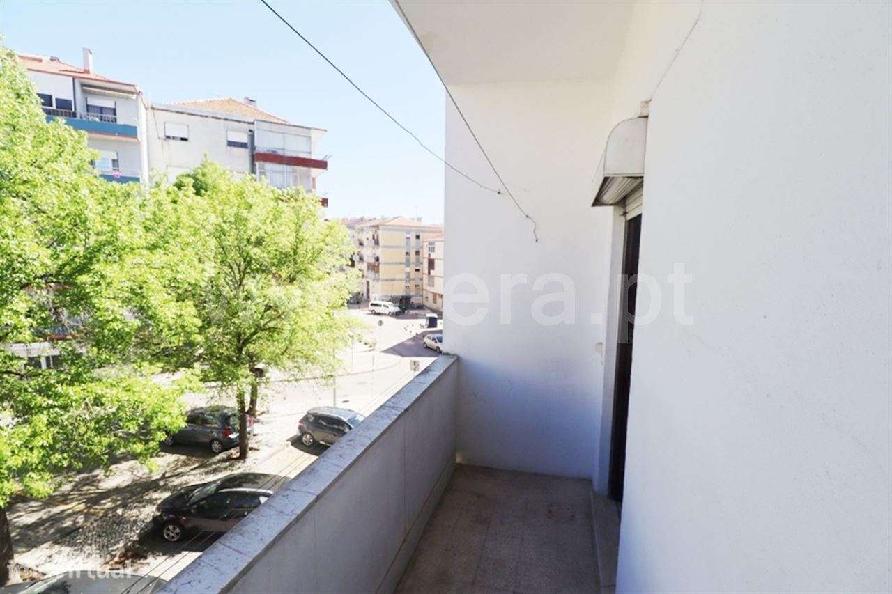 Apartamento T2 de origem; Cruz de Pau-10