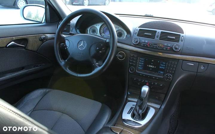 Mercedes-Benz Klasa E 320 CDI T Avantgarde - 9