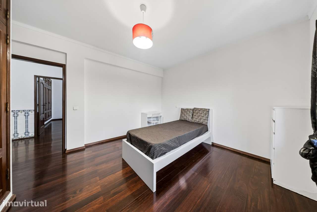 MORADIA T4 C/ GARAGEM FECHADA | MINDE - ALCANENA-16