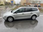 Ford Focus 1.6 TDCi Ambiente DPF - 4