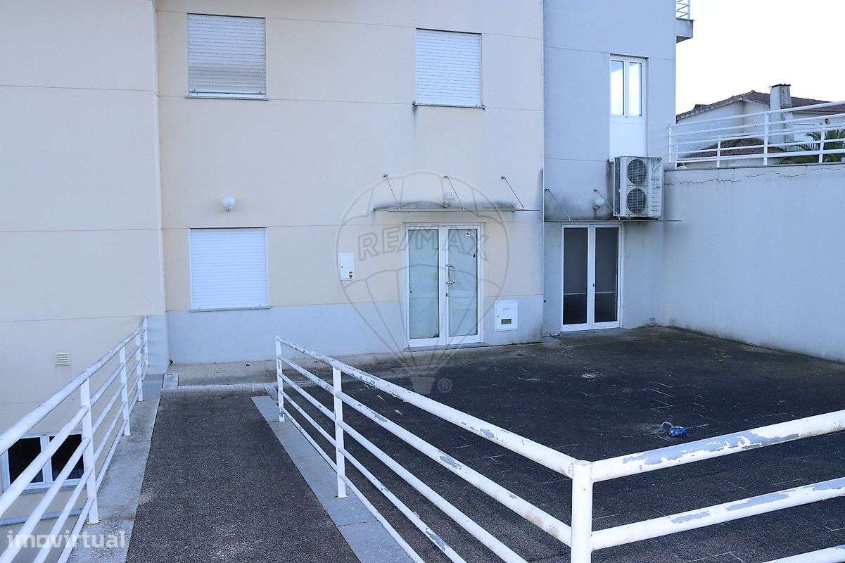 Outros - Comercial  para arrendamento - Grande imagem: 3/11