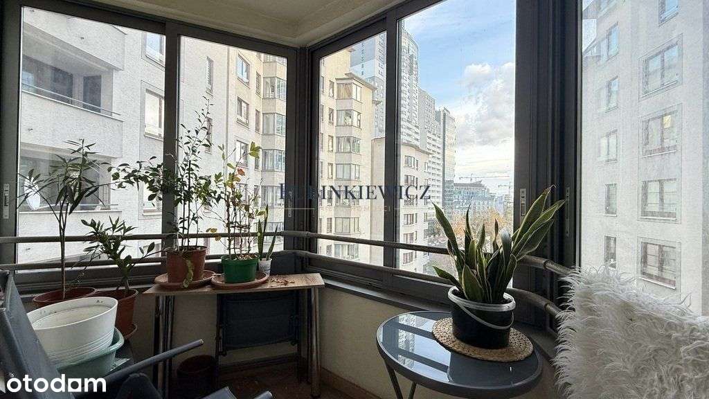 Wola Ul. Łucka 20 - Apartament - Garaż X 2-17