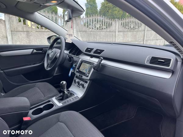 Volkswagen Passat 2.0 TDI - 15