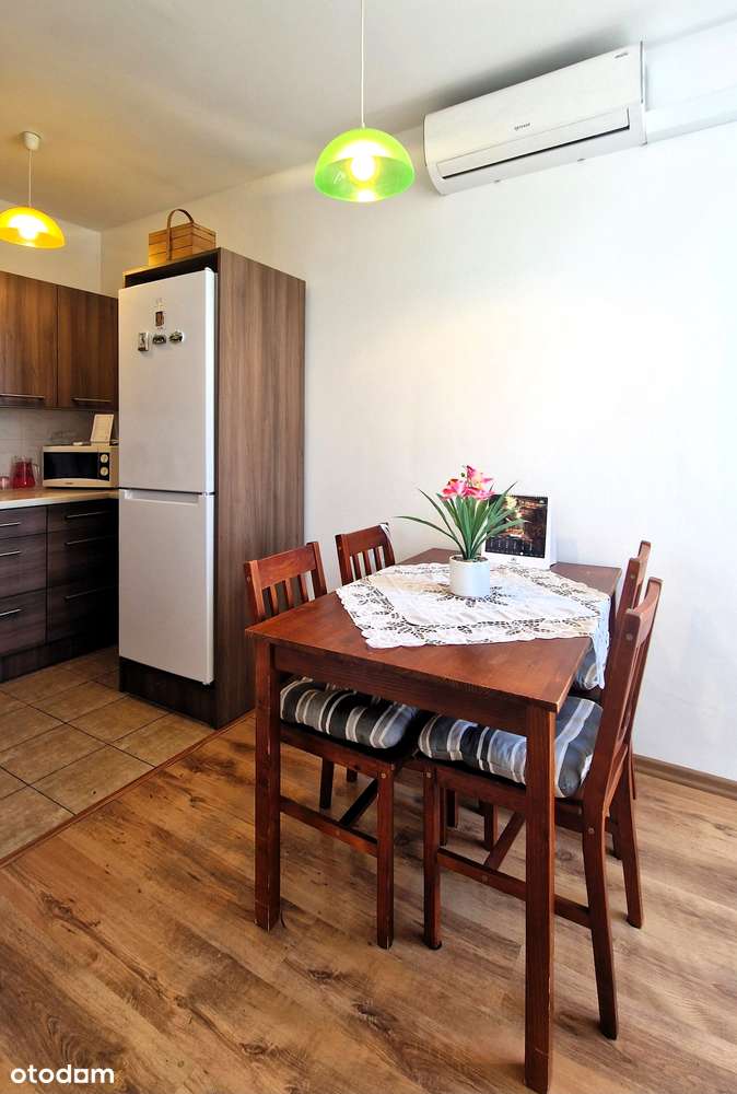Nowoczesne, odświeżone, gotowe do wprowadzenia 2 pokoje, klimatyzacja-16
