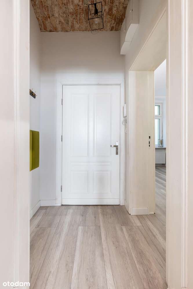 Świetna lokalizacja | odrestaurowana kaminica | również na biuro-12