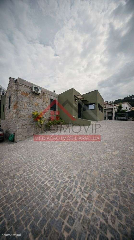 Moradia T3 Renovada S. Tomé de Negrelos Santo Tirso-14
