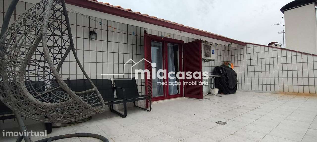 APARTAMENTO T3 DUPLEX - OIÃ-28