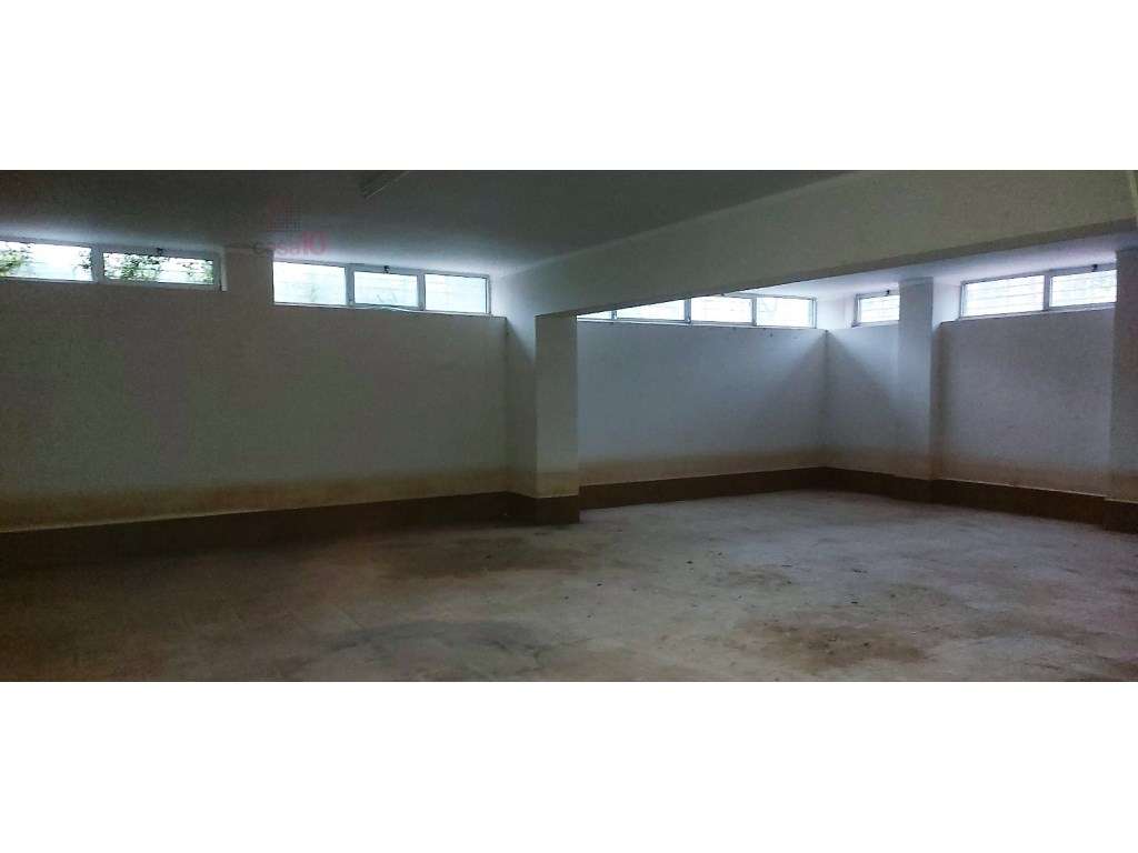 Vende-se Espaço Comercial - Barreiro - Grande imagem: 3/3
