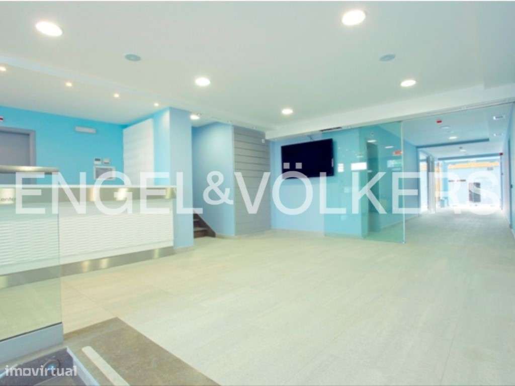 Centro Desportivo e Bem-Estar à Venda em Faro - Grande imagem: 2/19