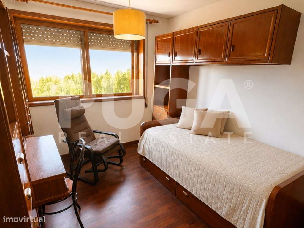 Apartamento T3 no Centro de Espinho | Vista Mar e Garagem Box-10