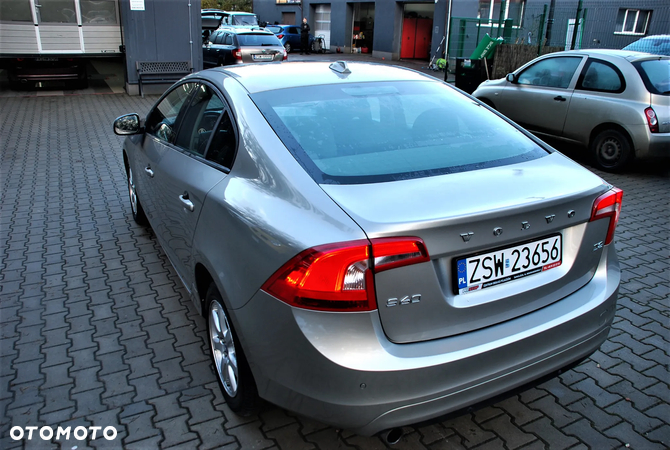 Volvo S60 - 8