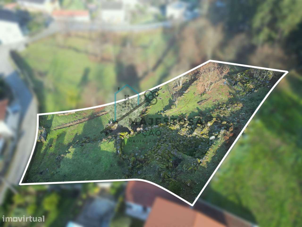 Terreno Urbano com 1.335 m² — Arosa, Guimarães-4