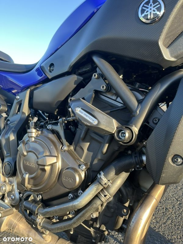 Yamaha MT - 5