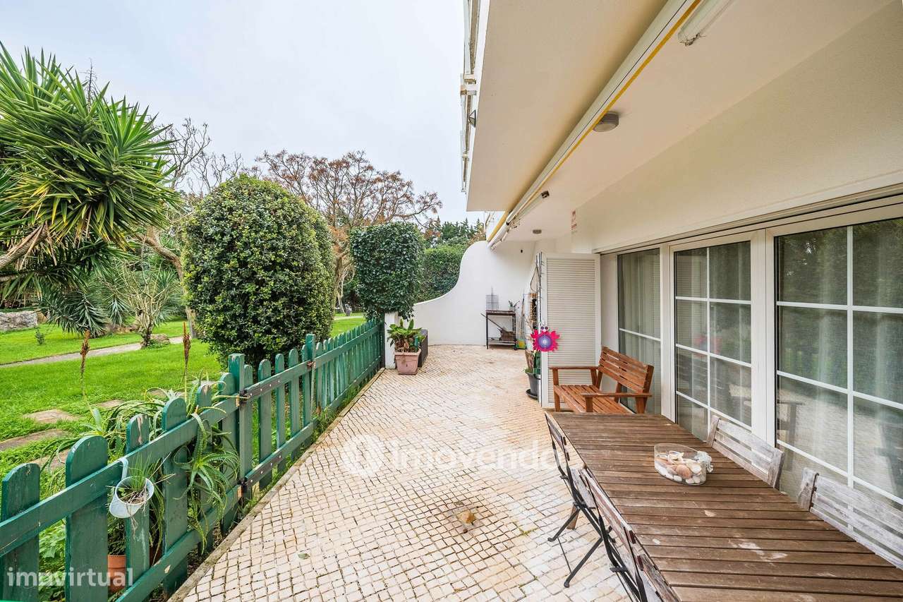 Moradia T5+2 com garagem, em condomínio com piscina, em Murches-6