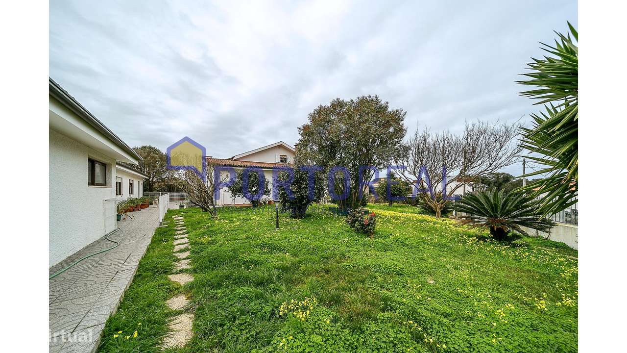 Moradia Isolada perto Praia Granja-45