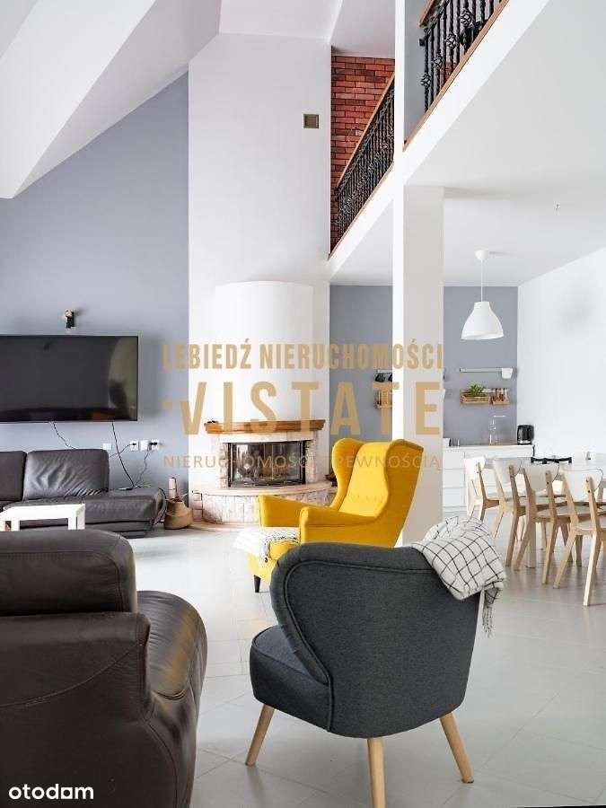 Wiązowna rezydencja na sprzedaż-13