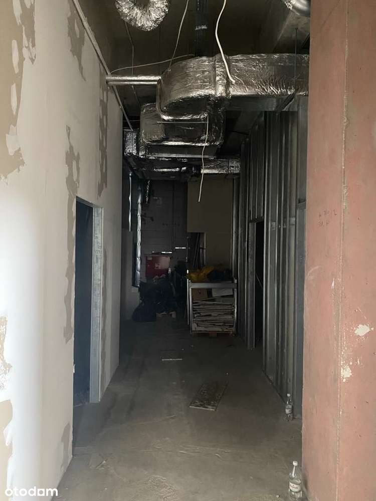 Lokal perterowy z witrynami 407m-6