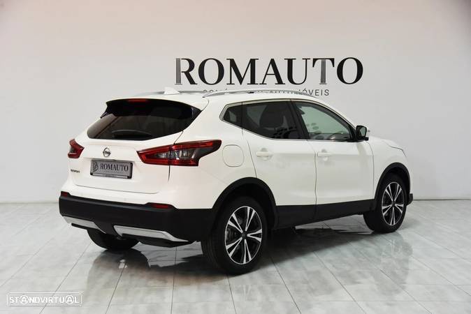 Nissan Qashqai 1.5 dCi N-Connecta J17 DCT - 6