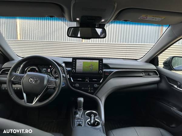 Toyota Camry 2.5 Hybrid Dynamic - 15