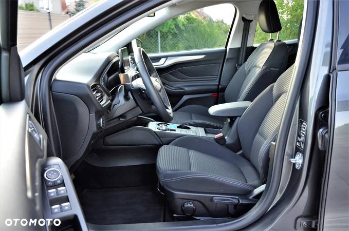 Ford Focus 1.0 EcoBoost Titanium ASS PowerShift - 12