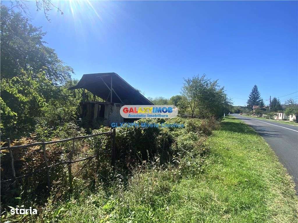 Vanzare teren Scorteni Prahova zona centrala - Imagine principală: 5/6
