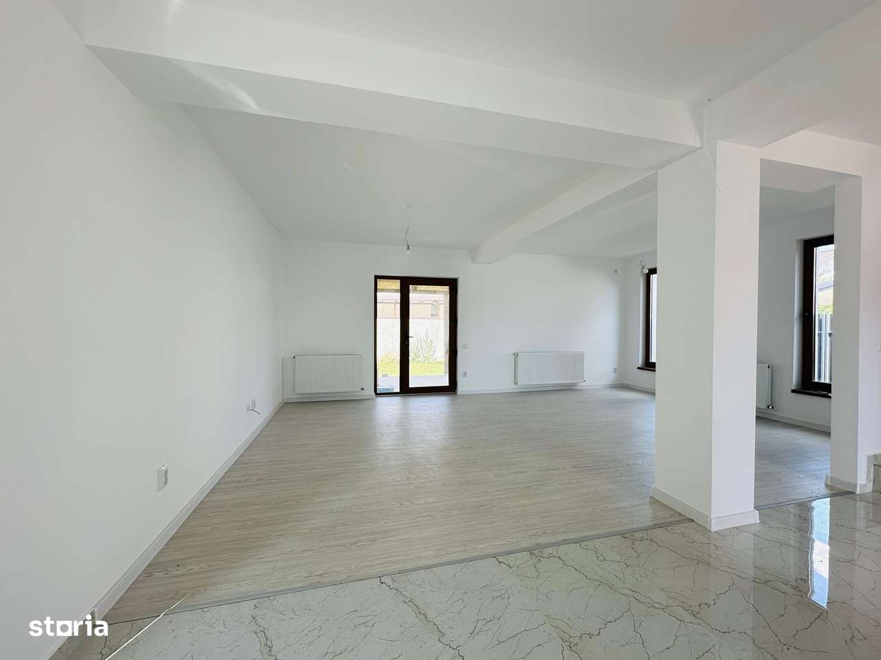 Casa Individuala de Vanzare, 4 Camere, 2 Bai, 430 mp, Comuna Berceni - Imagine principală: 5/13