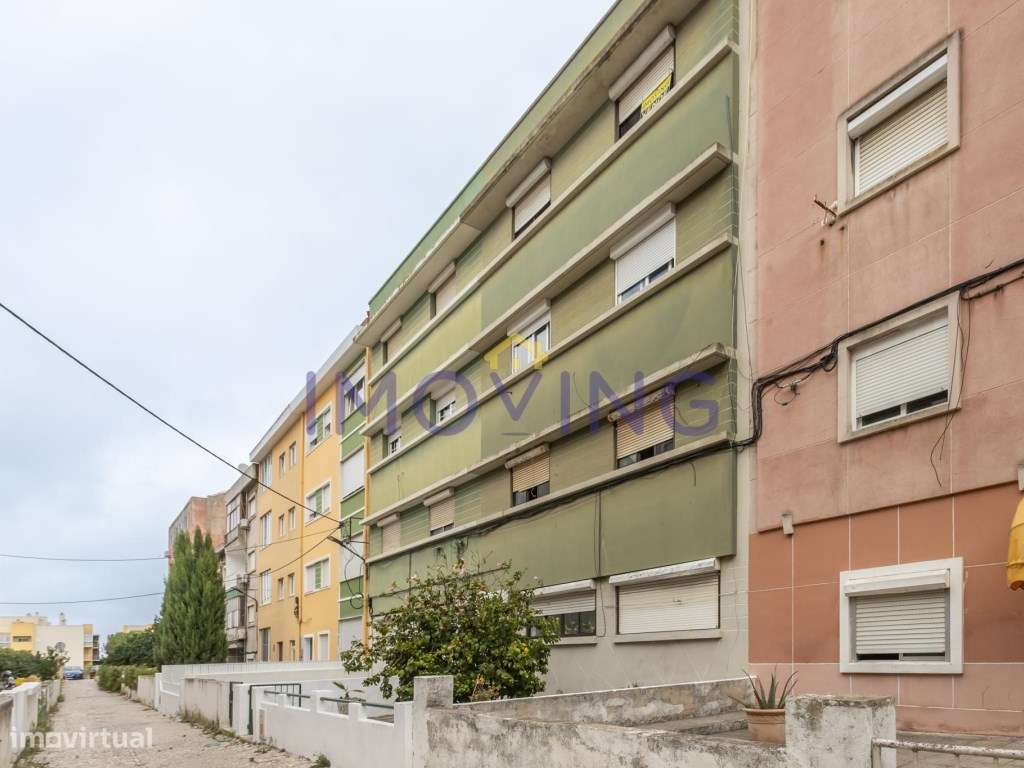 Apartamento T2 para venda no Barreiro-16