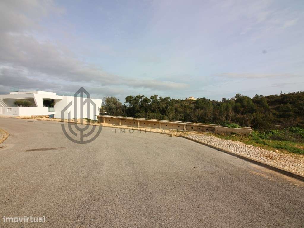 Lote para construção em Carvoeiro-9