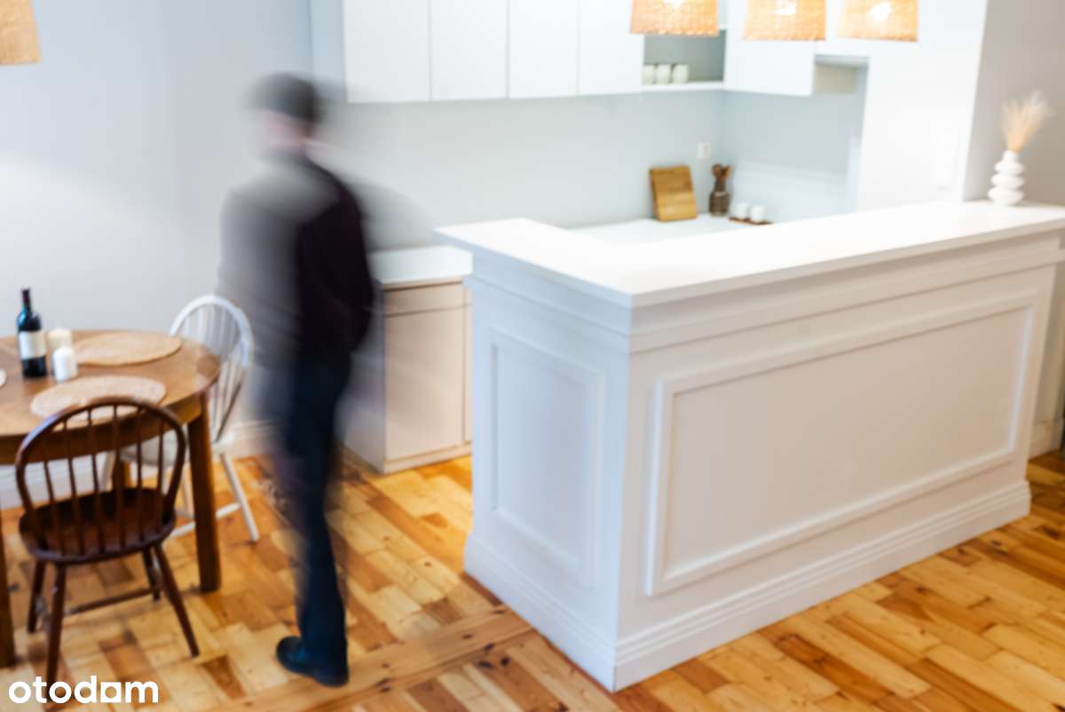 Na sprzedaż klimatyczne mieszkanie z duszą w samym RYNKU W OLEŚNICY! - Pełny obrazek: 5/20