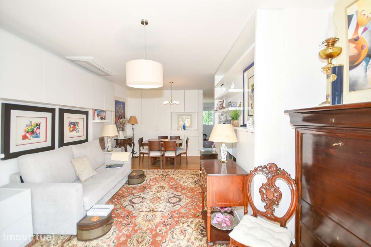 T1 de luxo c/ varanda à Marechal Gomes da Costa - Grande imagem: 4/49