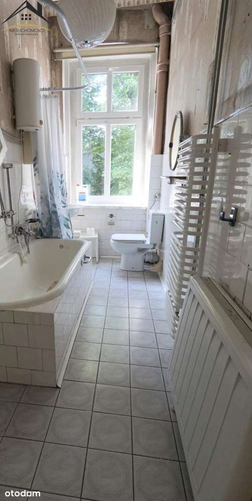 Godula-centrum 130,19 m2 na sprzedaż!-9