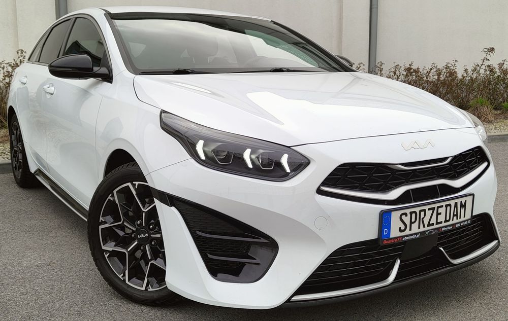 Kia Ceed 1.5 T-GDI DCT7 OPF GT LINE 2022