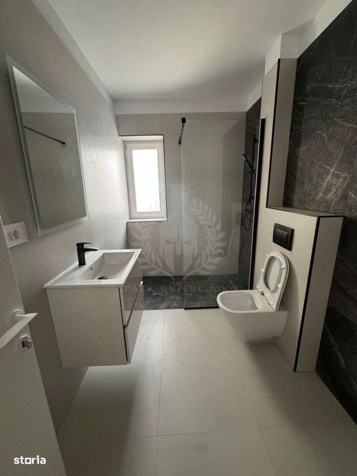 2 CAMERE //BUCEGI 12 // CENTRAL - Imagine principală: 4/8