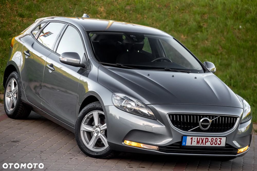 Volvo V40