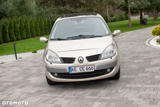 Renault Grand Scenic - 4