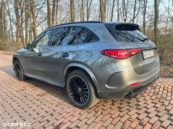 Mercedes-Benz GLC 300 4-Matic AMG Line - 7