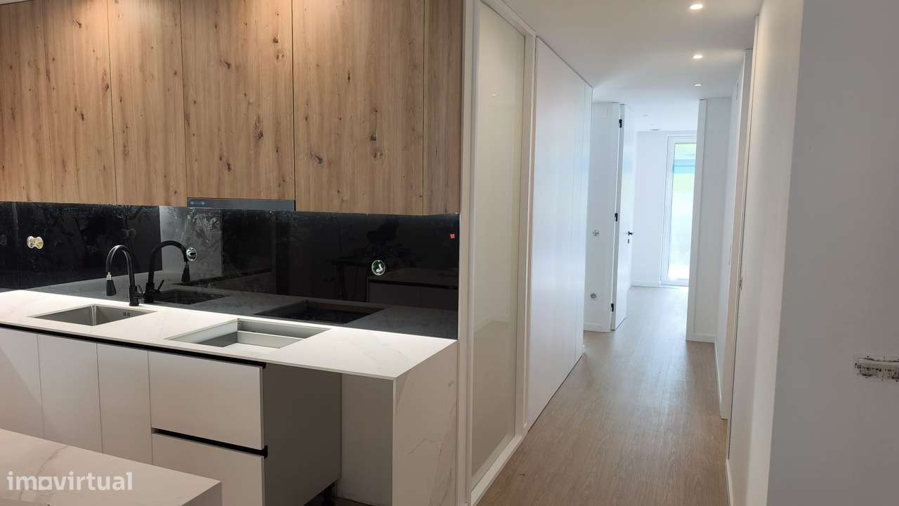 Apartamento T2+1 novo - Centro da cidade-23