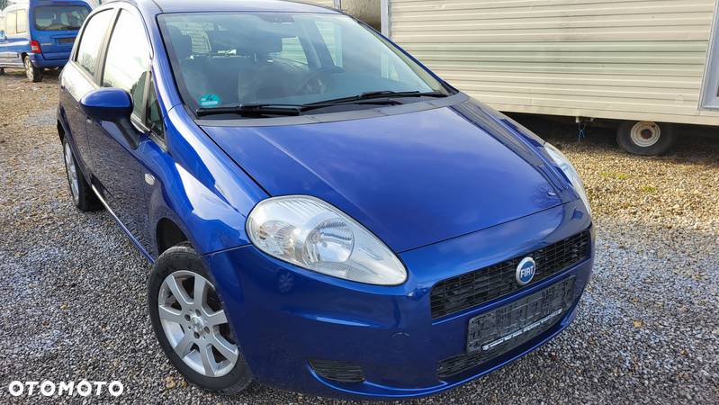 Fiat Grande Punto 1.4 8V - 14