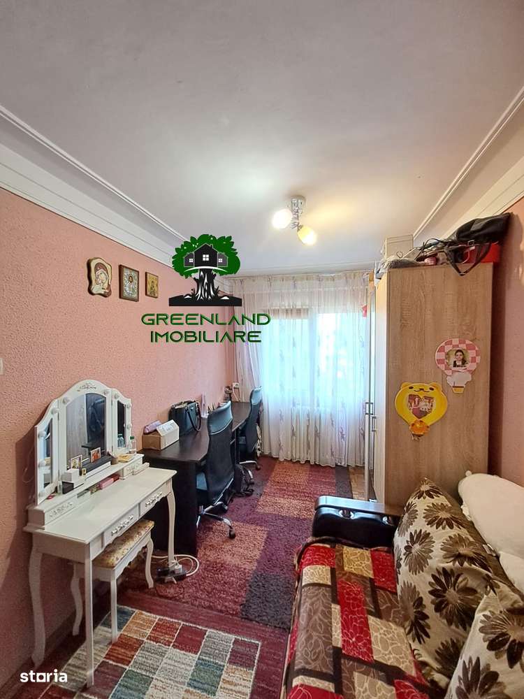 Ap 3 Cam, 60 mp, Bloc fara RISC, et 3/4, INTABULAT, Pod Ros Cantemir - Imagine principală: 5/11