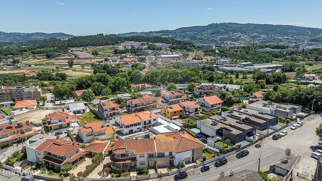 Moradia T3 em Fermentões-36