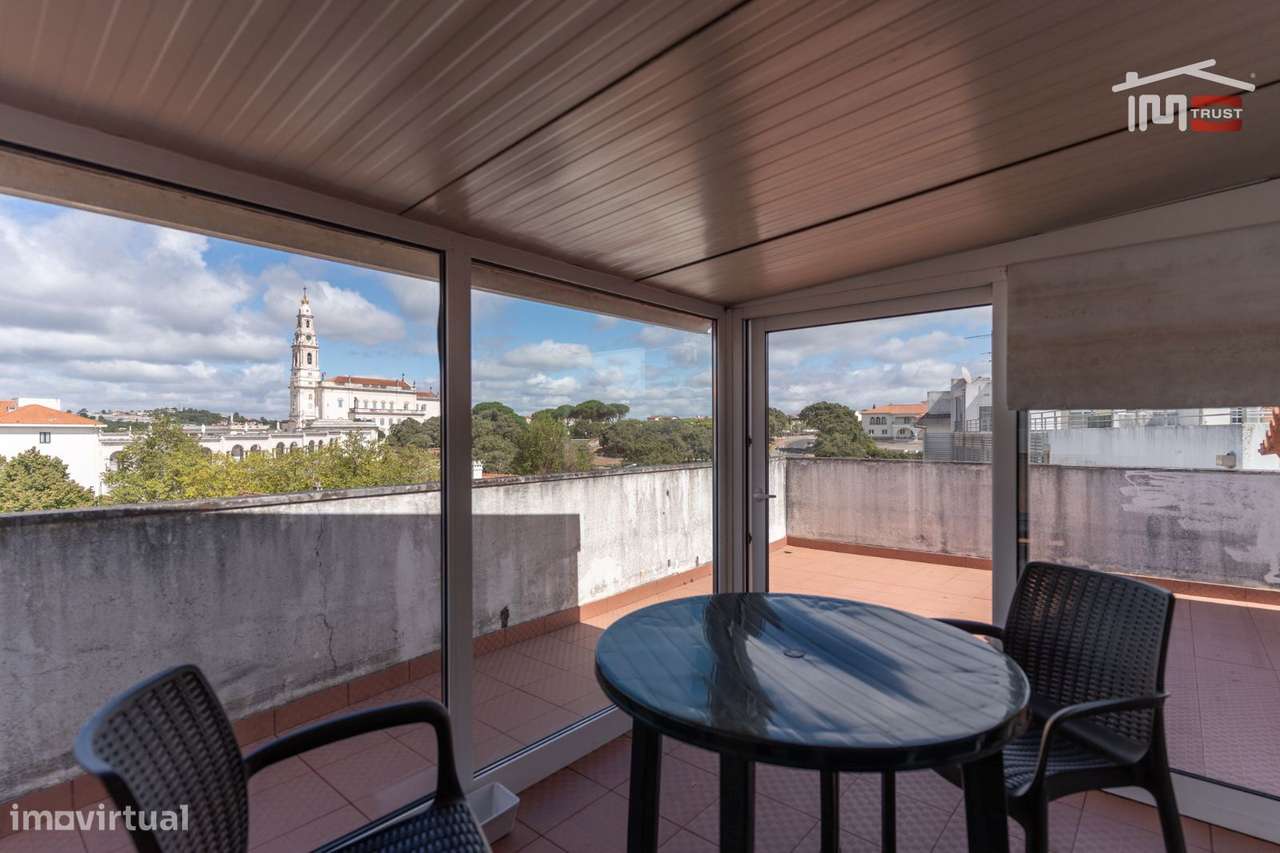 FANTASTICO APARTAMENTO T2 MOBILADO A 100 METROS DO SANTUARIO DE FAT... - Grande imagem: 4/15
