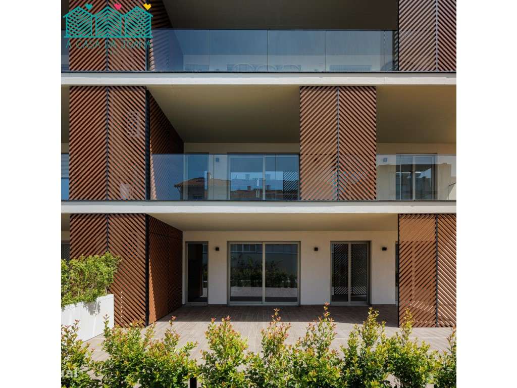 Apartamento T2 com Terraço na Praia da Barra-22