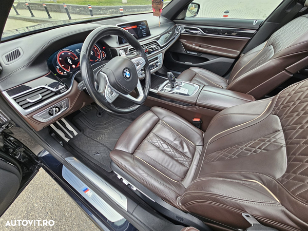 BMW Seria 7 - 18