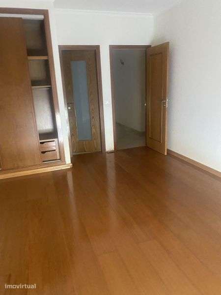 T4 para arrendamento no Entrocamento - Grande imagem: 4/6