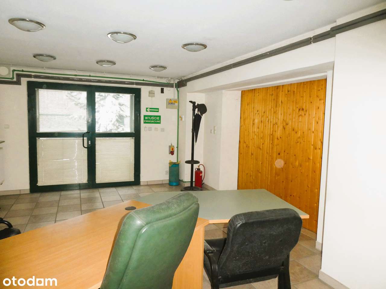 Dom Mieszkalny 300 m² + Pomieszczenie Usługowe 190 m²-9